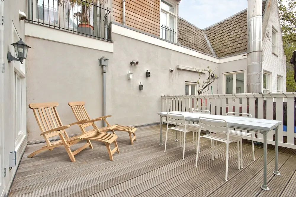 2 Bedroom Apartment In City Centre