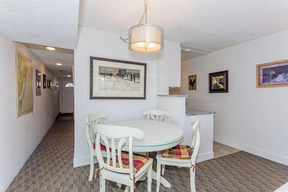 200 Yards to Shore! Quaint Ocean City Condo