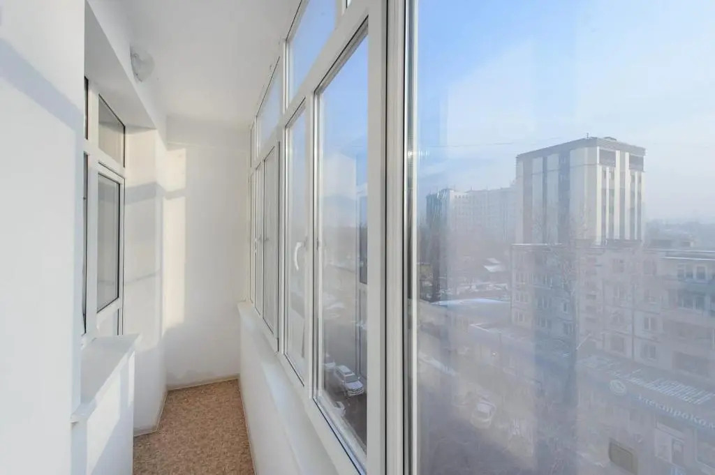 Apartments on Kazybek by 125 1 floor 6