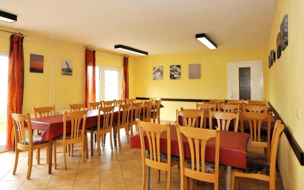 NoHotel Hostel