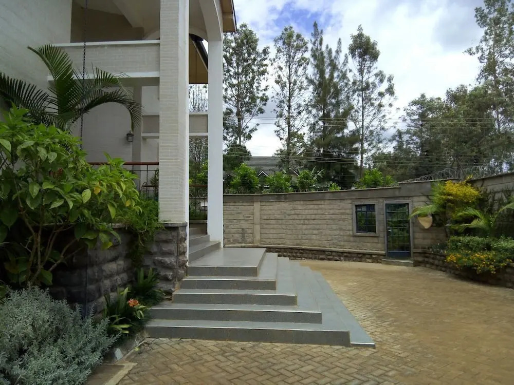 Nyari Rhemia Place Apartments