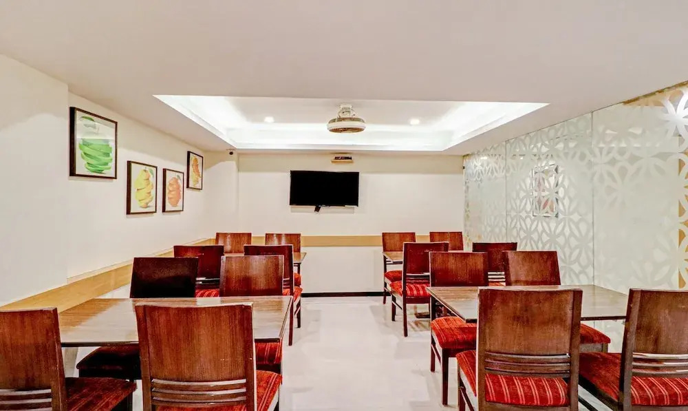 Galaxy Rooms N Banquet