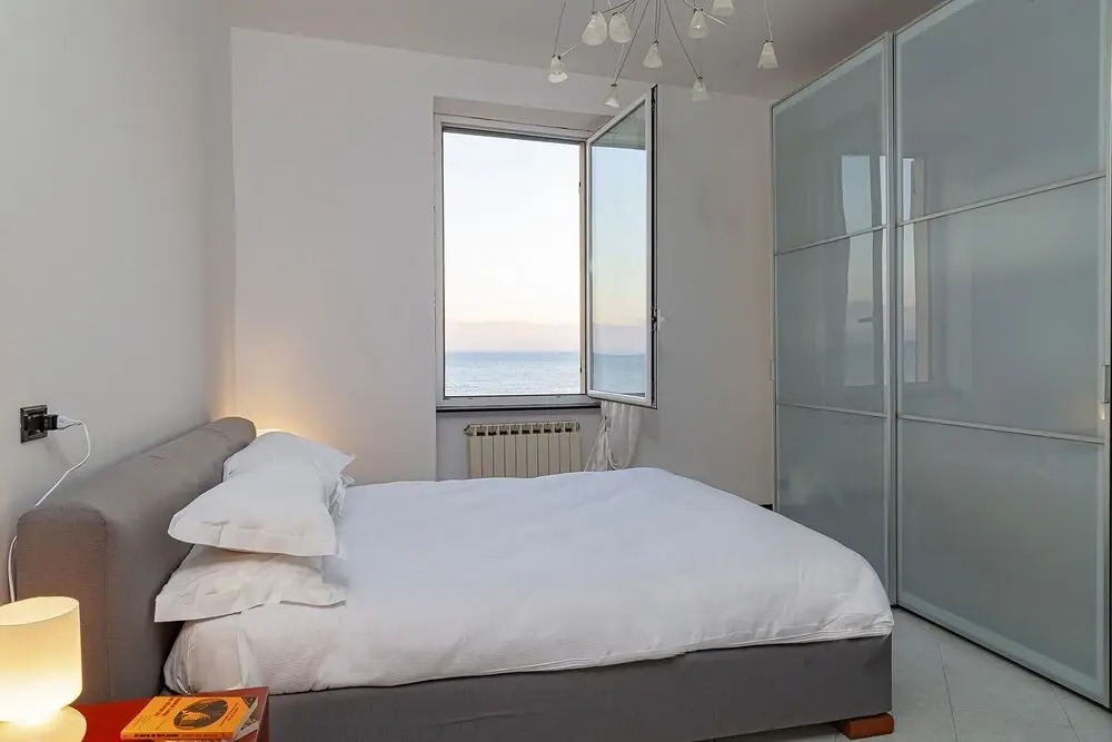 Sea Sound Apartment with Terrace