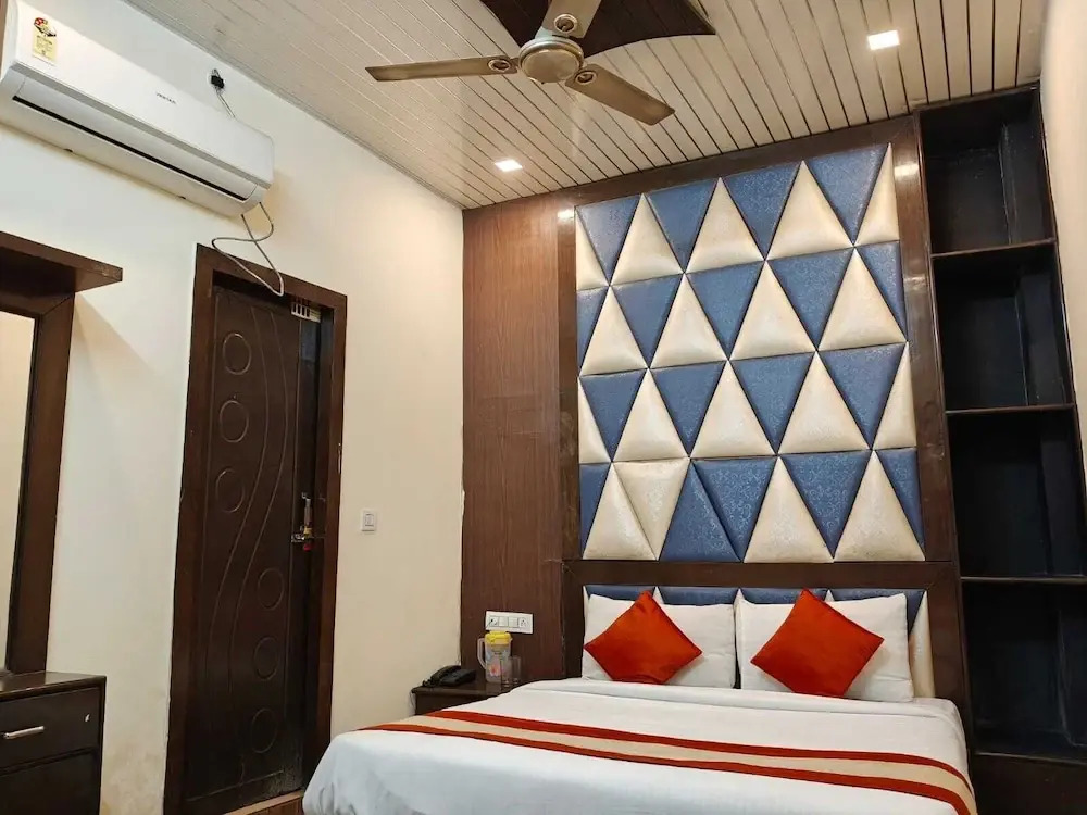 Hotel Sudarshan