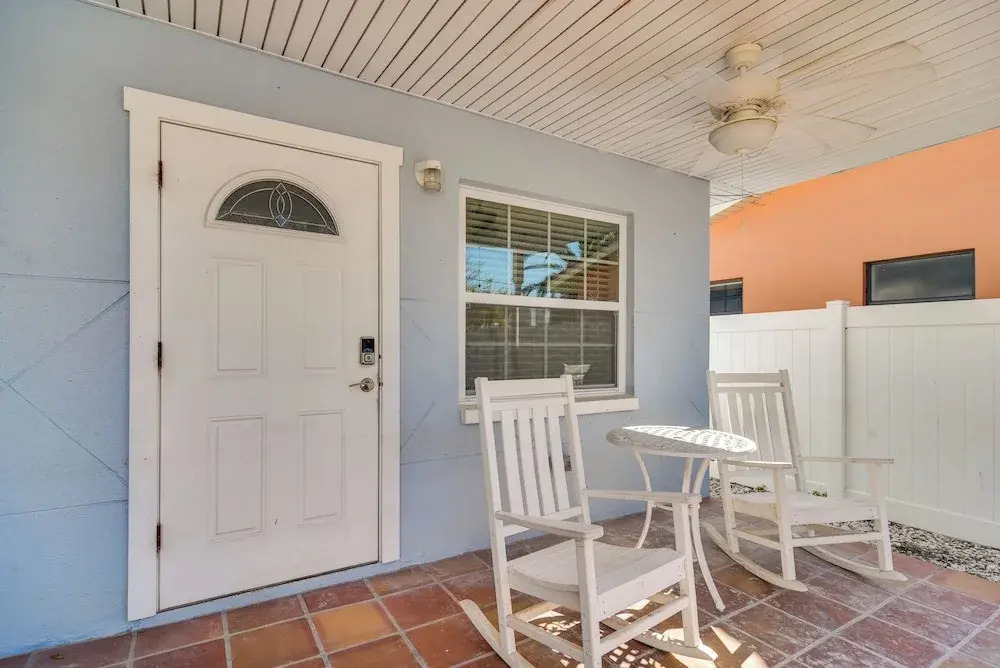 Indian Rocks Beach Unit - Steps From the Shoreline