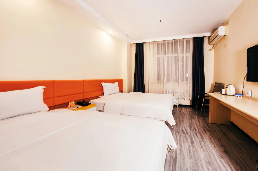 7 Days Inn (Harbin Railway Station Square)