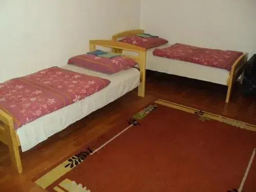 Erik Apartment