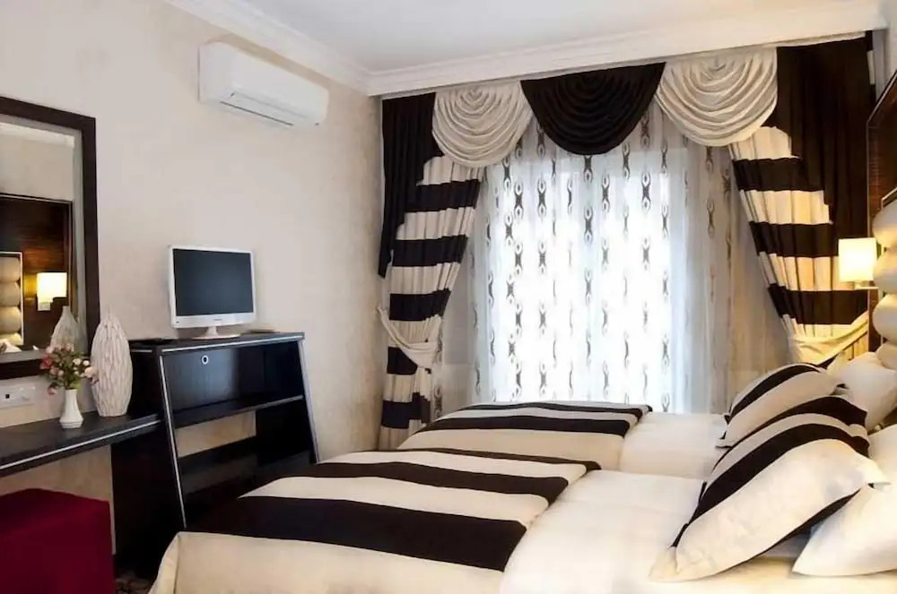 Turist Hotel