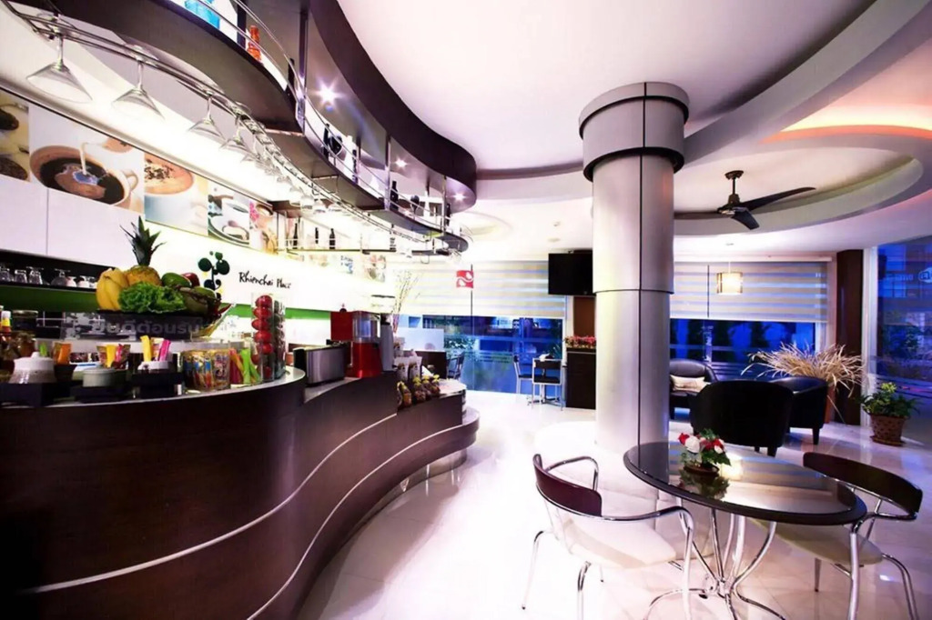 Rhienchai Place Hotel