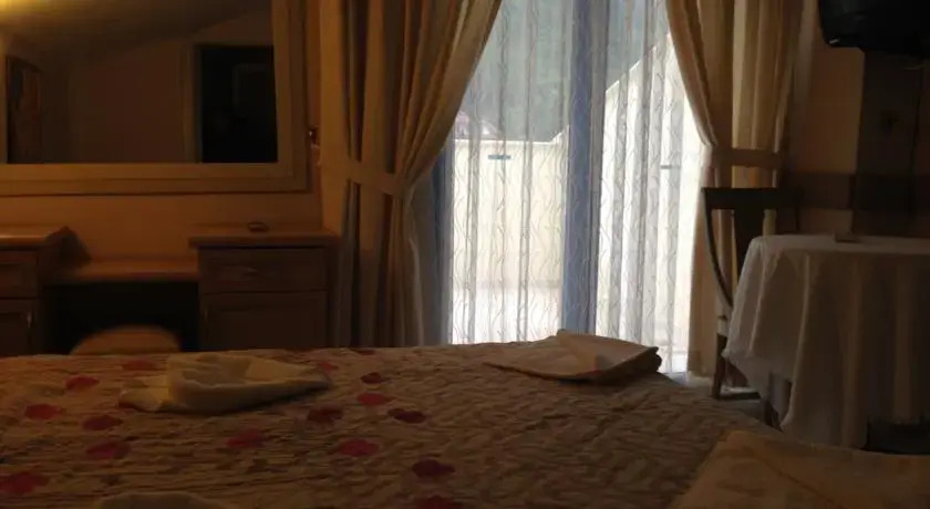Siesta  Deluxe Apart Otel