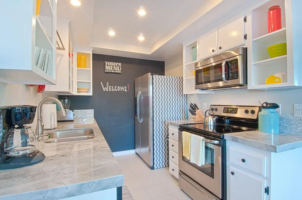 A Spoonful of Sugar 3 Bedrooms 2.5 Bathrooms Condo