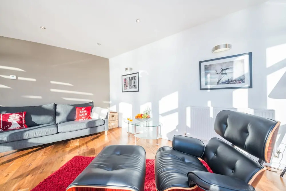 Exclusive Excel London Apartment