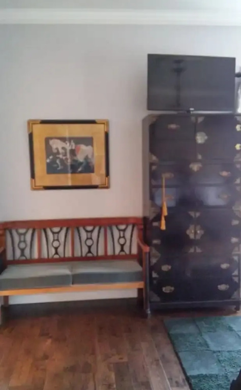 Inntiquity, A Country Inn