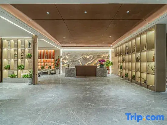 Wanzhu Hotel (Dongfanghong Square · Gannan Road Branch)
