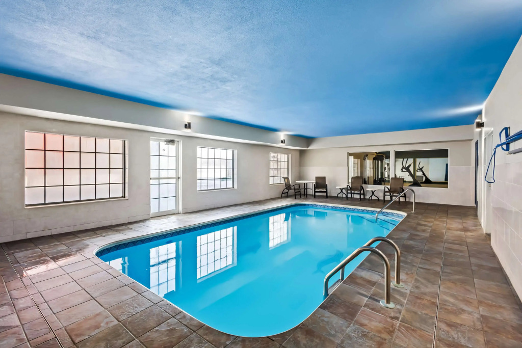 Best Western Fort Wayne Inn & Suites North