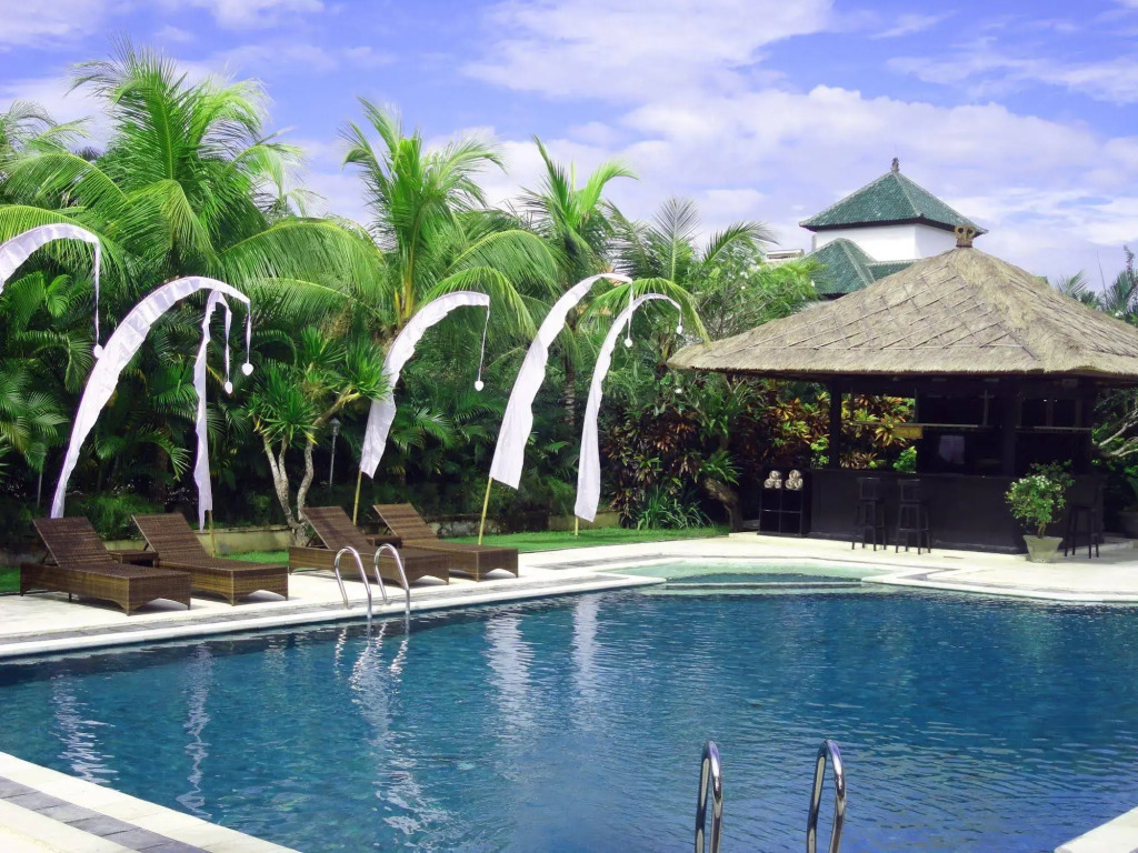 Hillstone U Villa