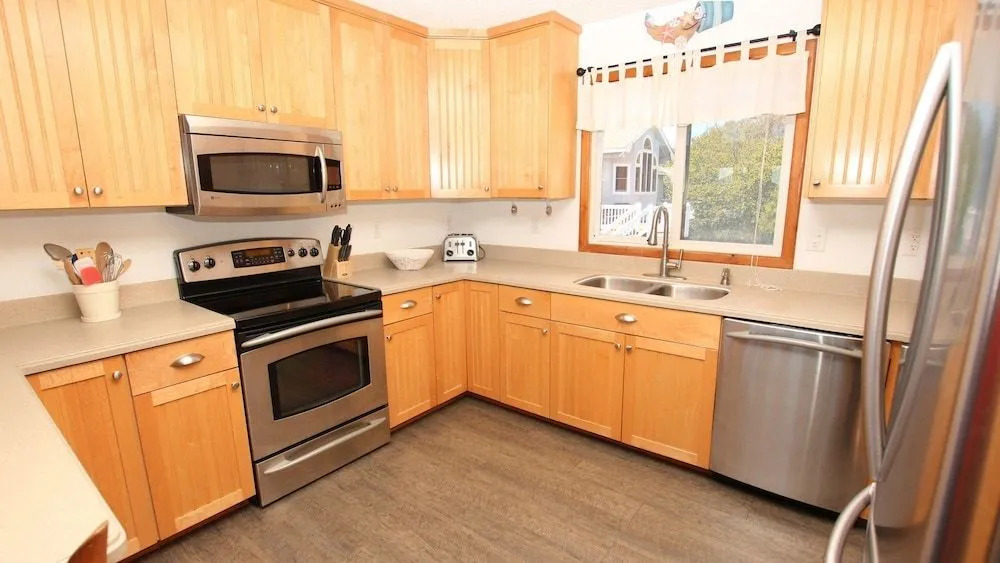 Newmania - 5 Br Home
