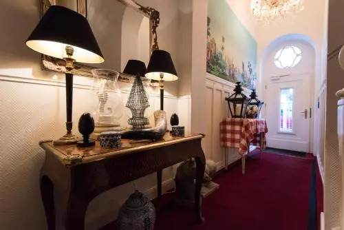 Guesthouse Dirazi