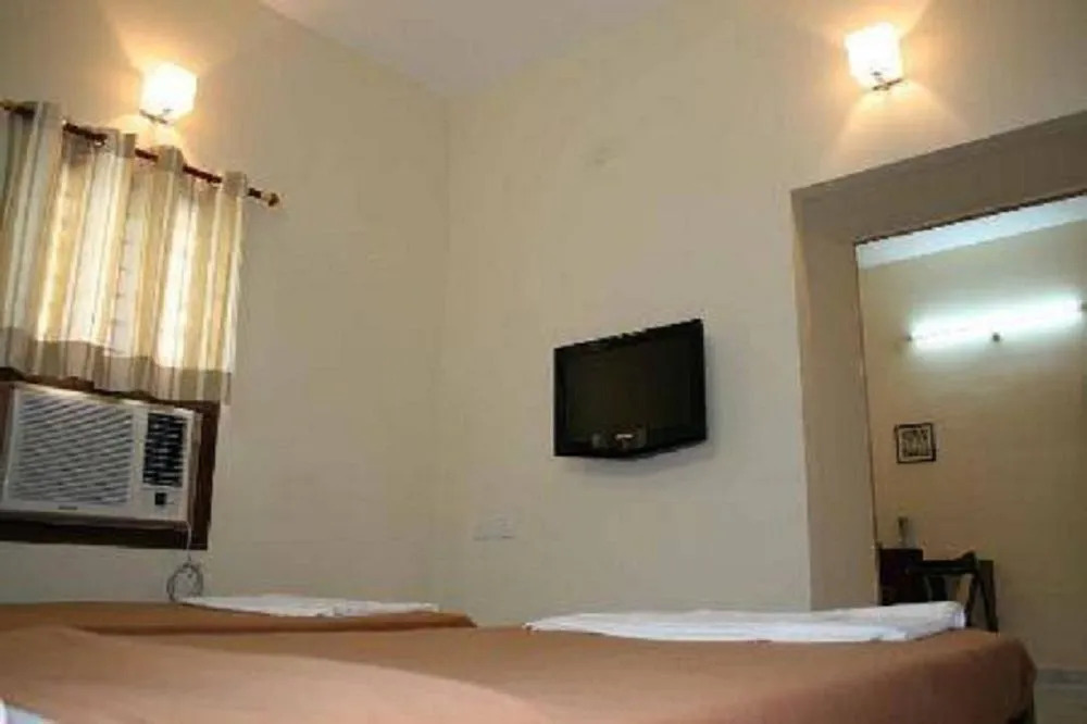 Swan Suites