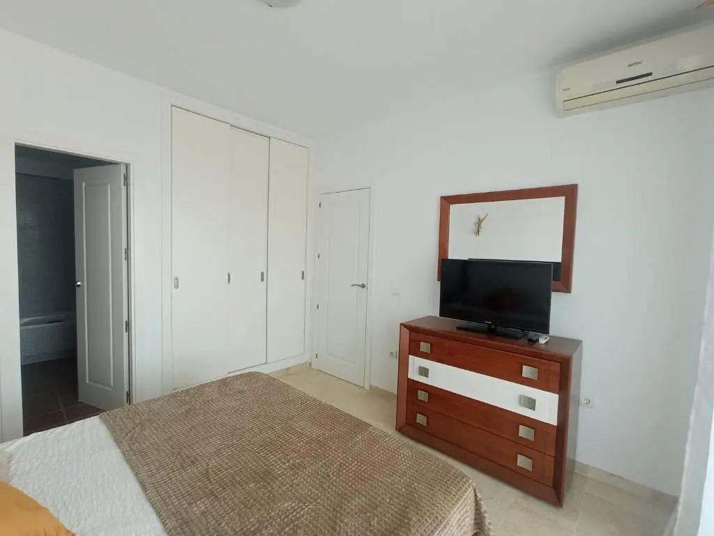 Luxury apartment with sea views in golf area.