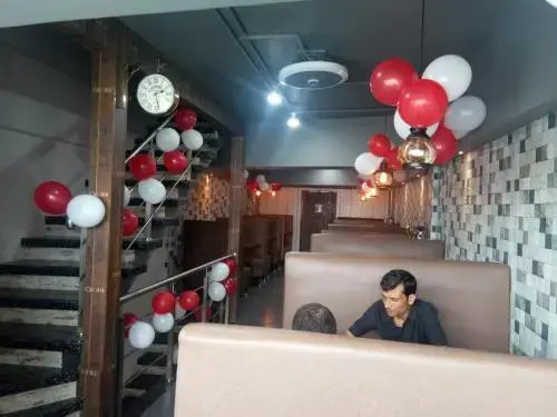 Airport Hostel 13