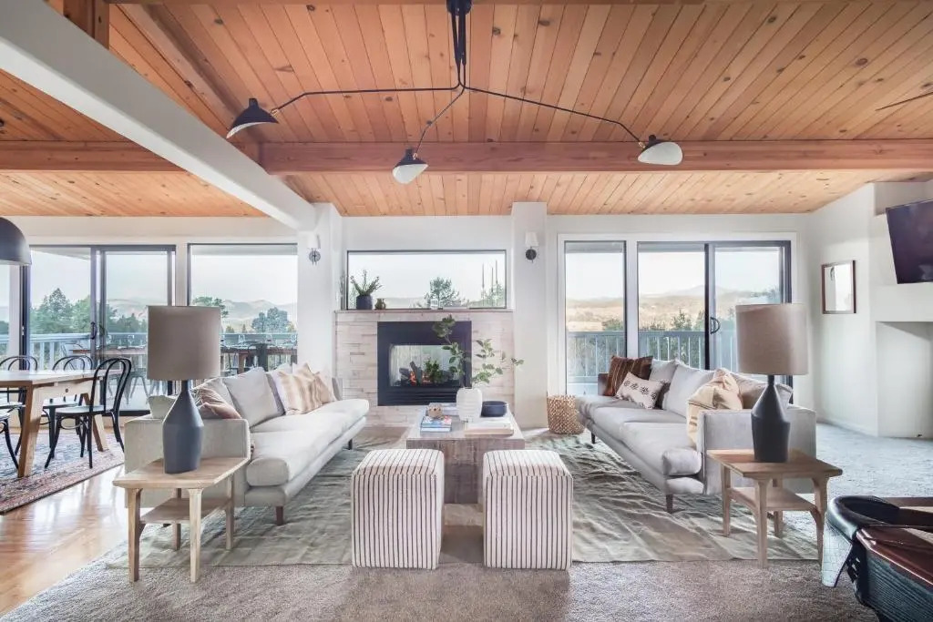Vino Blanco by AvantStay Private Wine Country Home w Mtn Views Deck