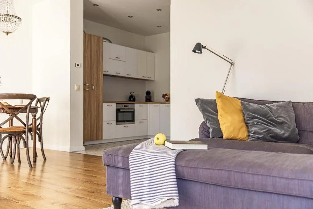 Peaceful Time Residence, By Cohost