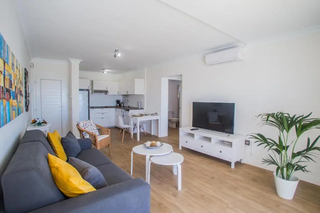 Flower Beach Suite 26