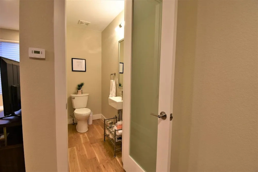 Classic City Condo Views From Golden Triangle
