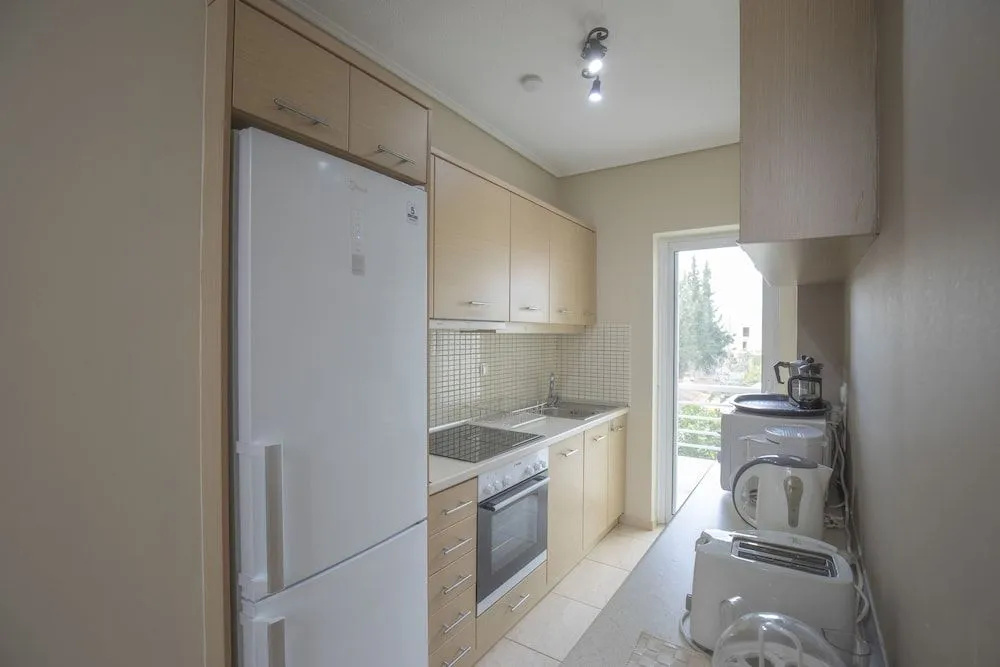A&J Apartments or Rooms athens airport