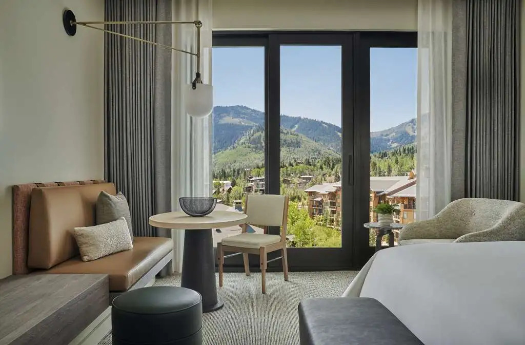 Unequalled Ski in Out, Next to Gondola, Sundial hotel room, Pool, Hot tub, Condo Nast Winner C316A