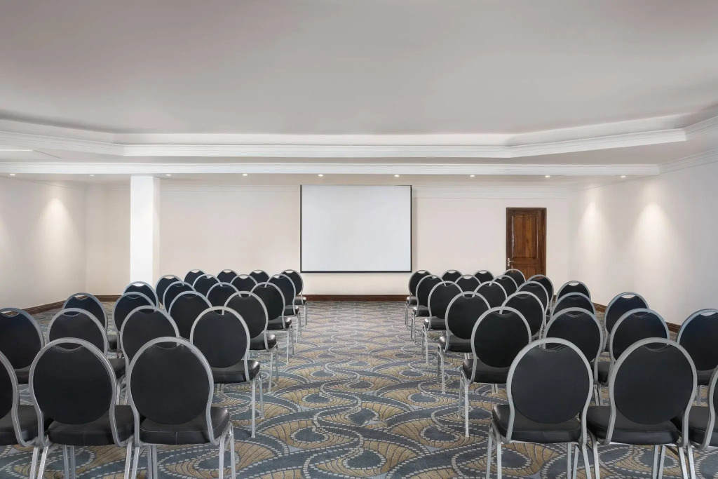 Отель Four Points By Sheraton Arusha