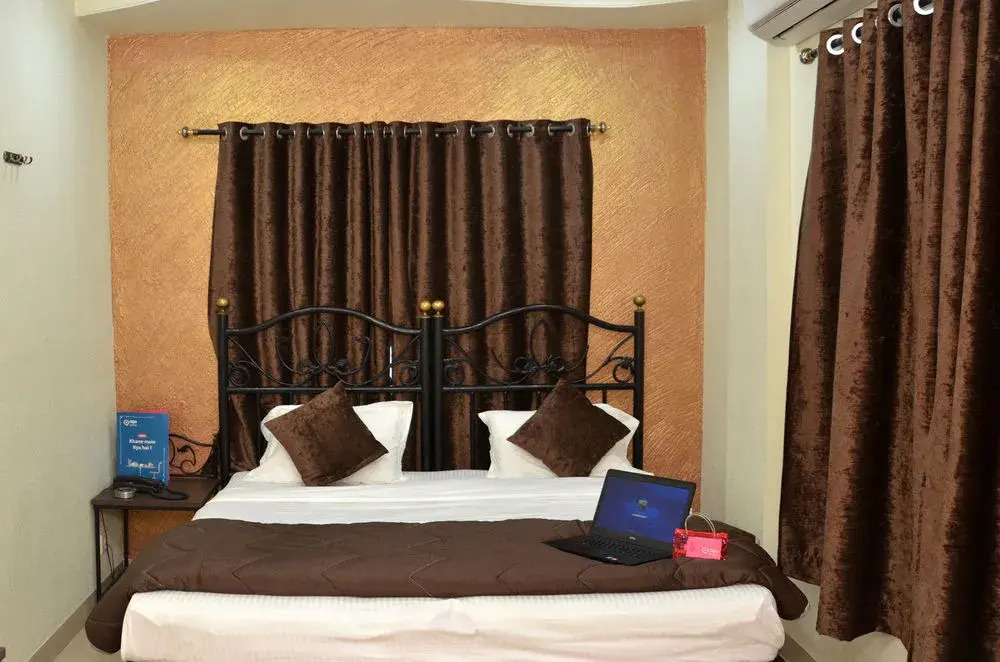 OYO 967 Hotel Lalaji's Executive