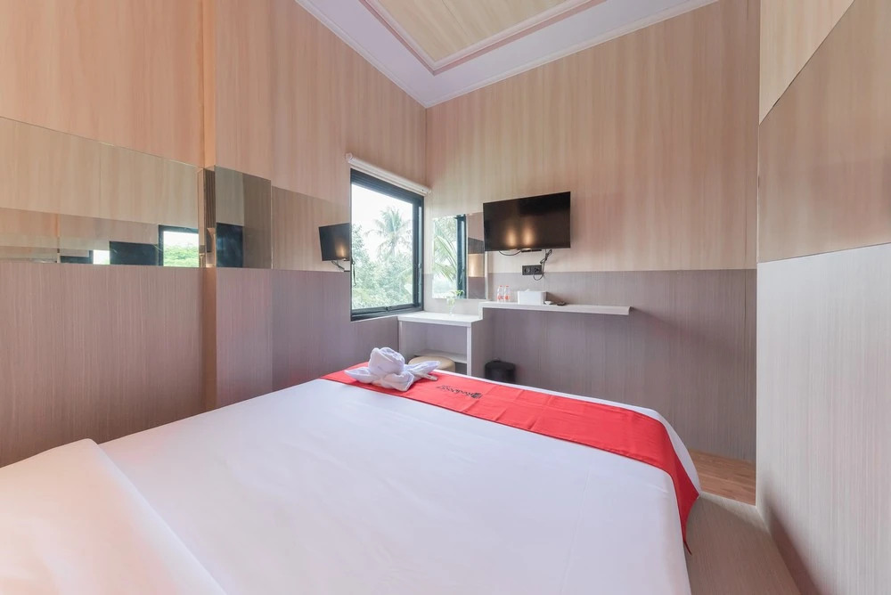 RedDoorz near Exit Toll Sirkuit Sentul