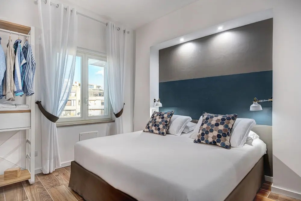 Luxury Blues Apartment