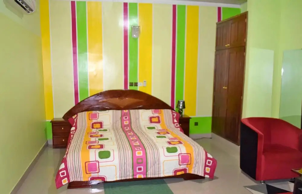 Hotel Ayenou