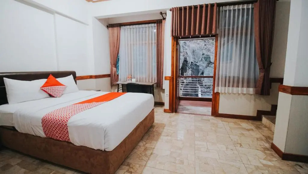 Tirtasari Nice Guesthouse