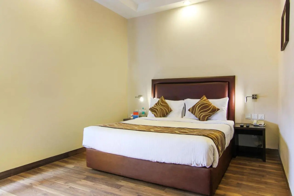 Vibe By The LaLiT Traveller