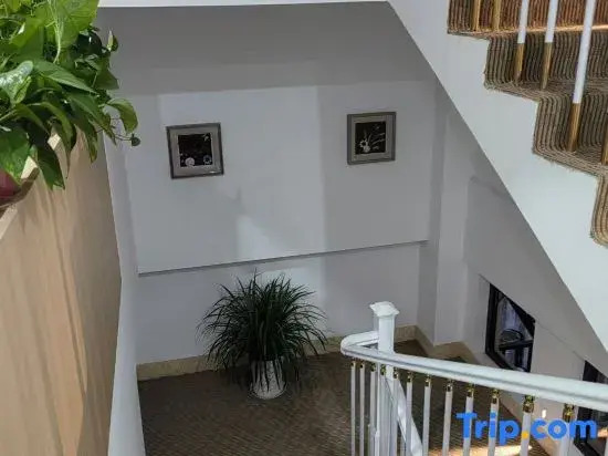 Hufcor hotel