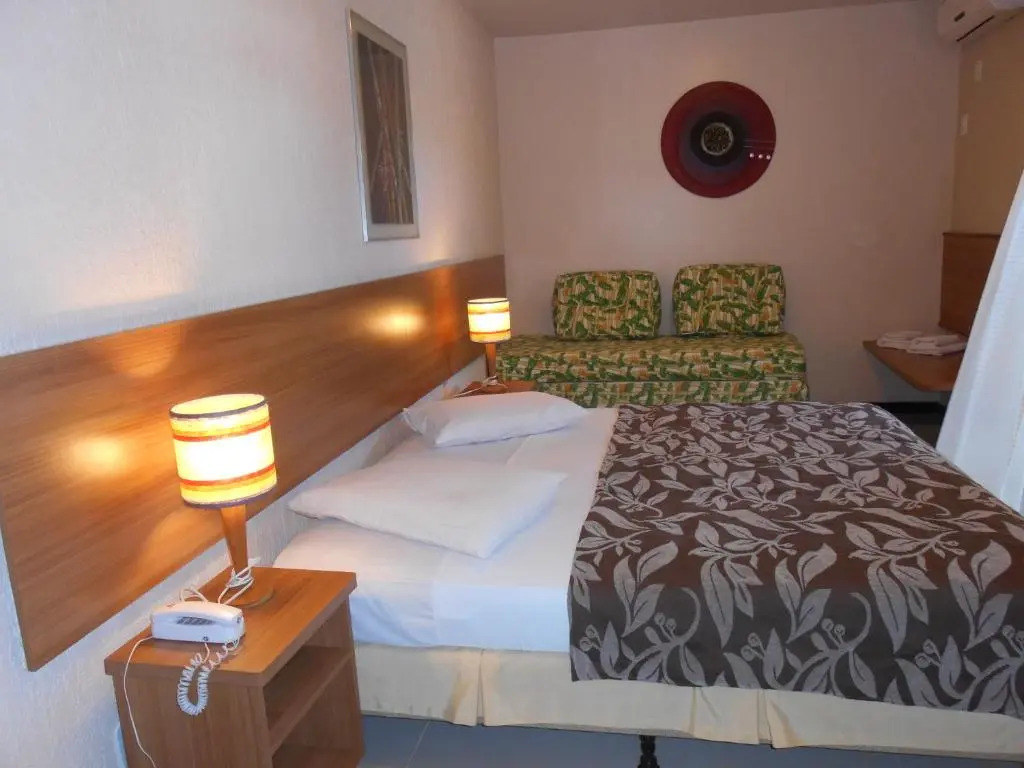 Happy Hotel Girassol