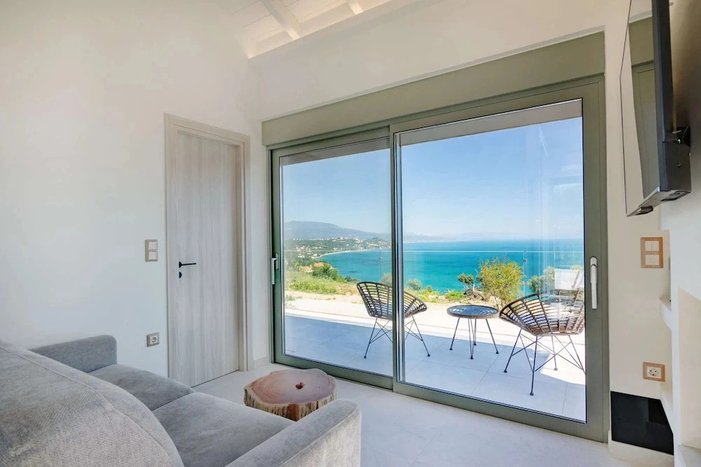 Assini Estate - Panoramic Seaviews by the Pool