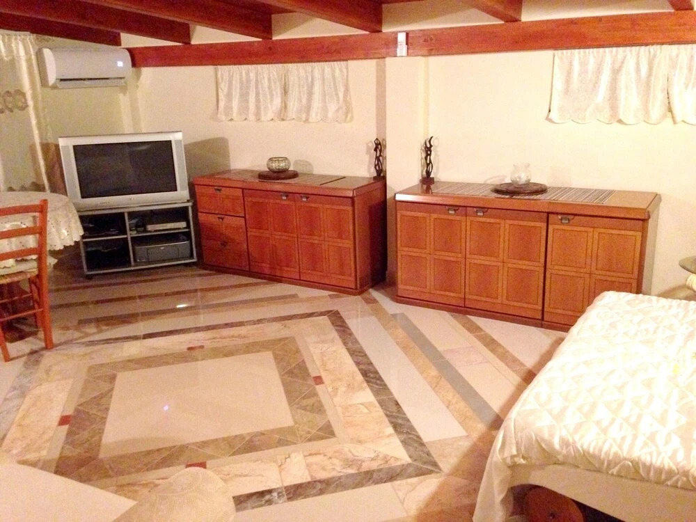 Apartment With 2 Bedrooms in Crispiano, With Pool Access, Enclosed Gar