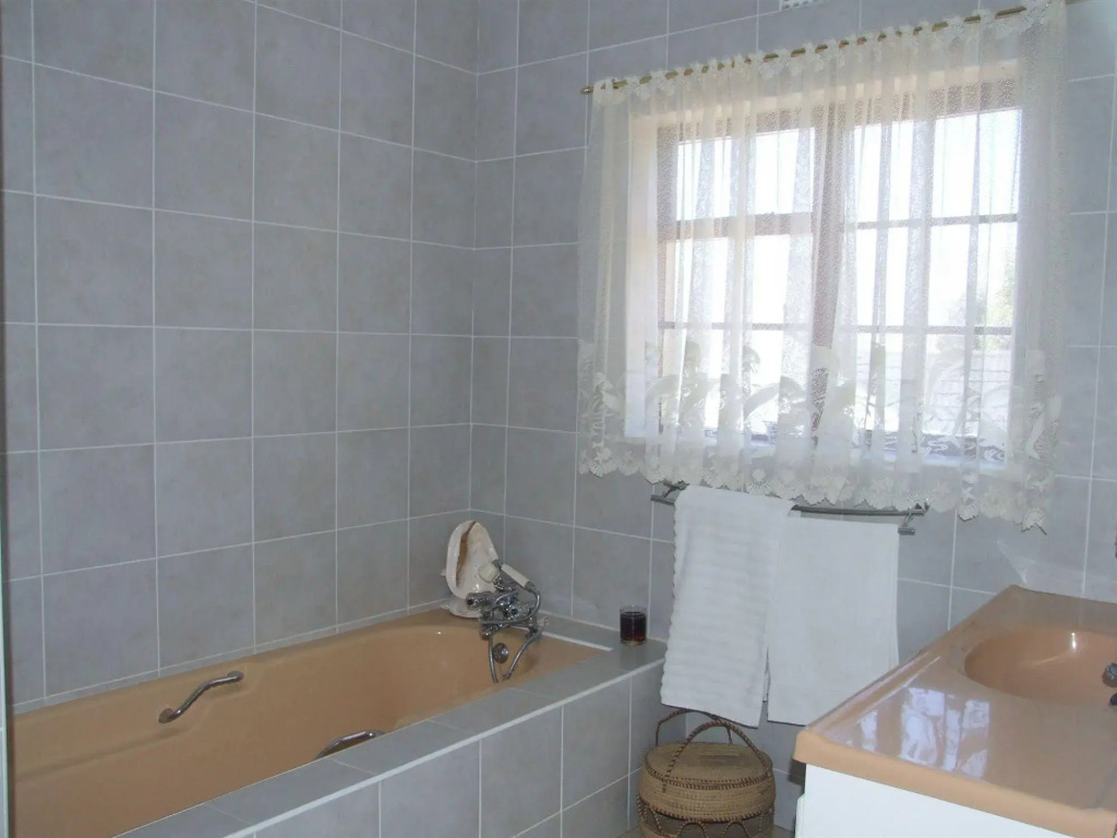 Gordons Bay Guesthouse