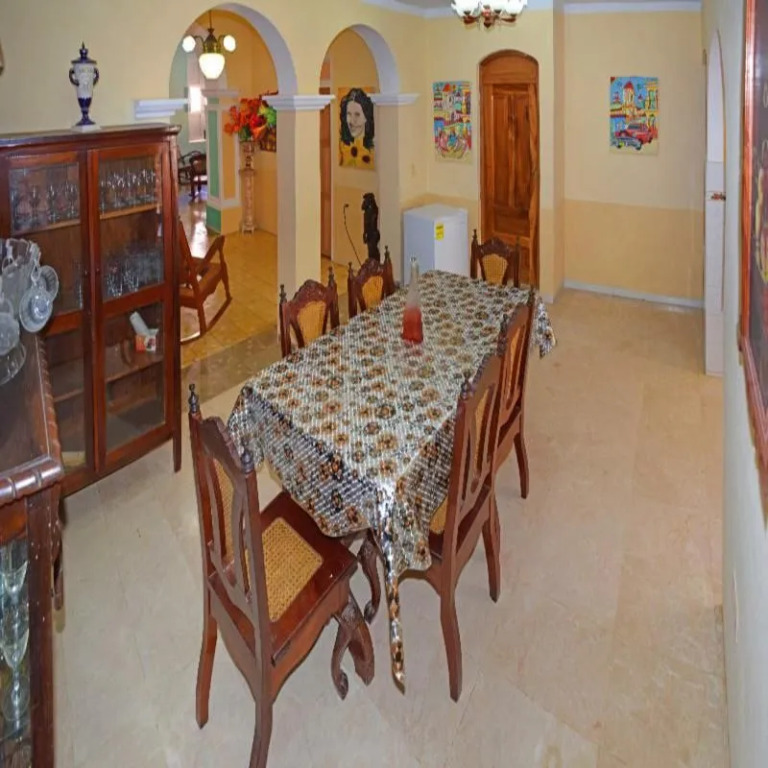 Hostal Casa Tuto & Cary
