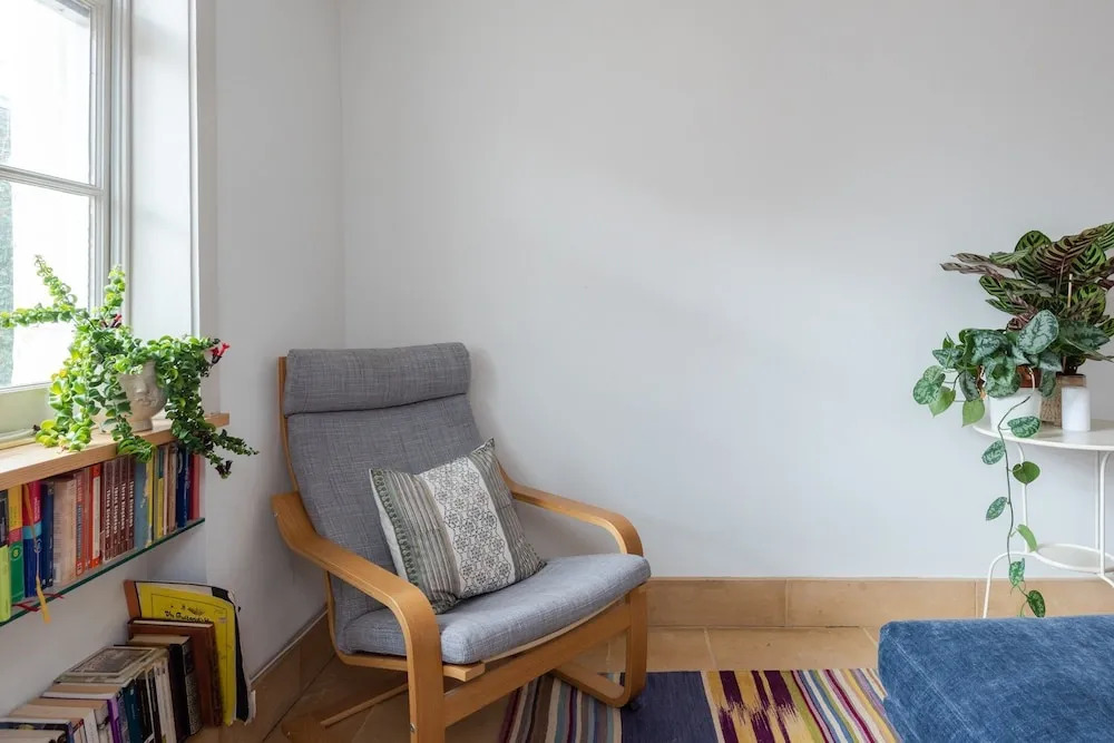 Perfectly Placed Central London Flat for 2