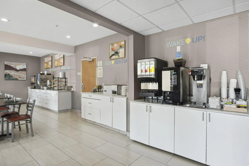 Sonesta Essential Hotels & Suites Kansas City Blue Springs