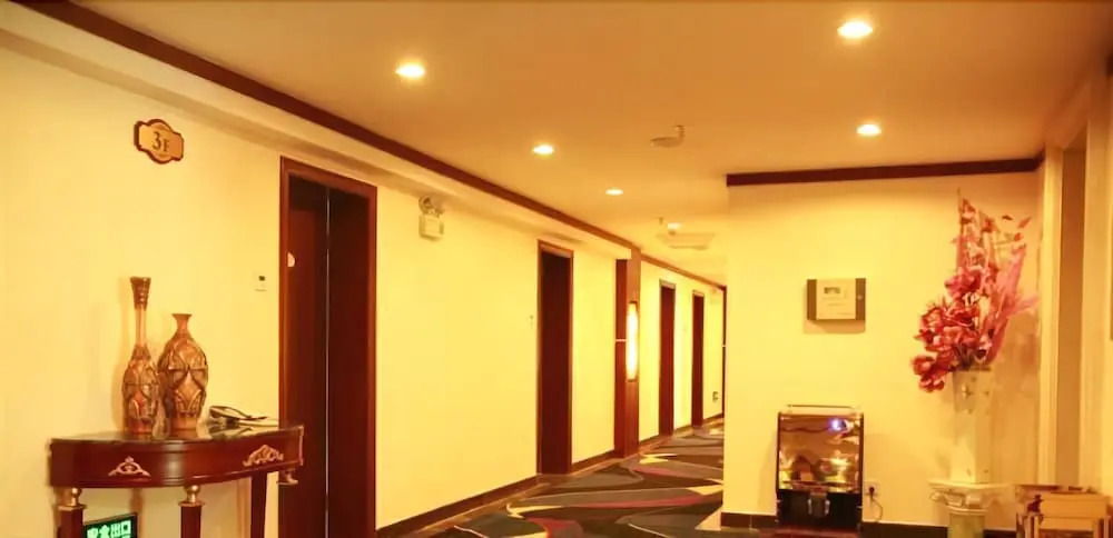 Southwest Hotel - Urumqi