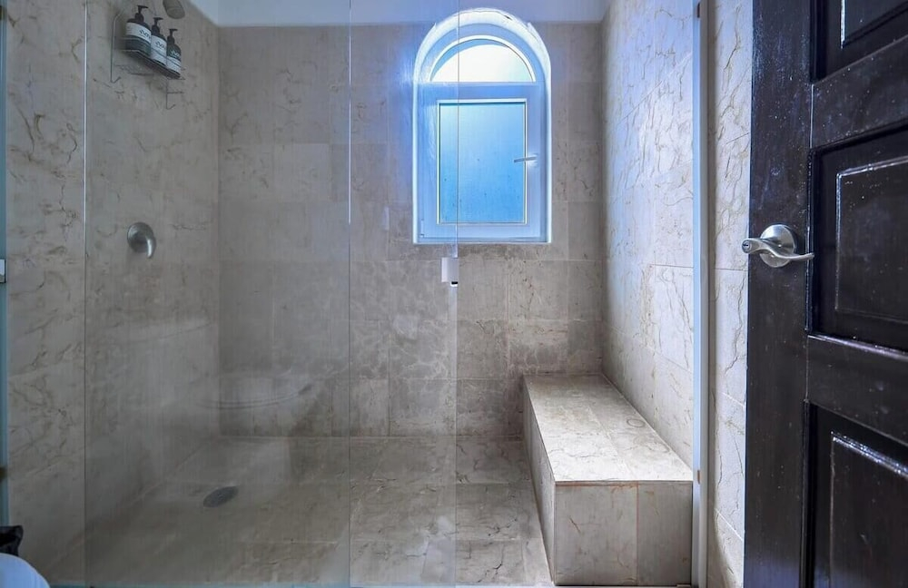 Cozy 3BR House Perfect for Families - Pool
