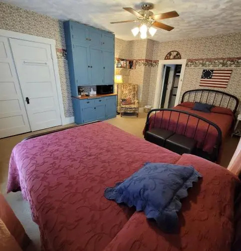 Prairie House Manor Bed and Breakfast