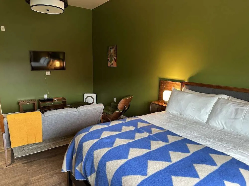 Violet Suites PDX